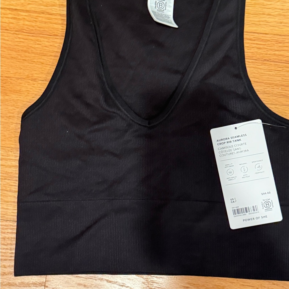 ATHLETA Aurora seamless Crop Rib Tank in Black - size S. NWT!!